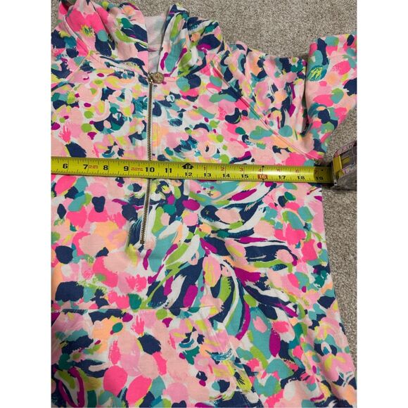 Lilly Pulitzer Skipper Popover Top Pina Colada UPF 50+ Size MEDIUM 1/4 Zip Pocke - Picture 9 of 9